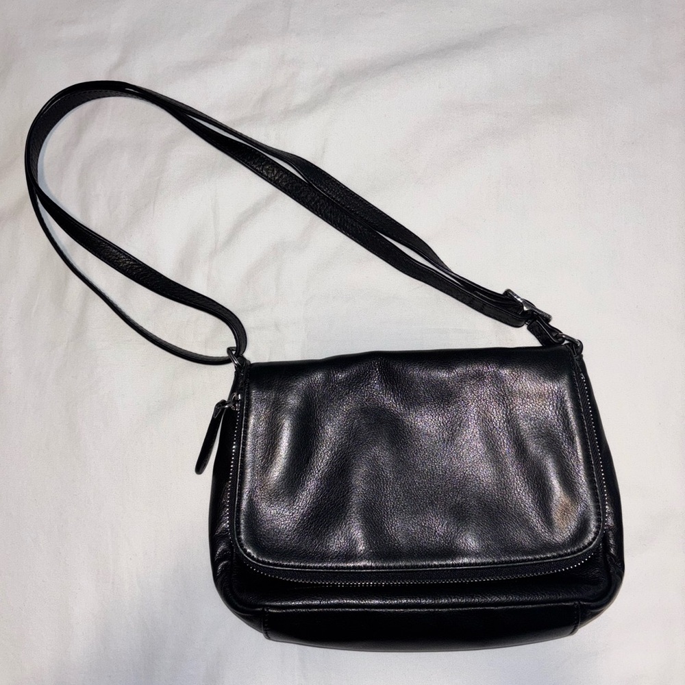 Genuine Leather Minimalist Fold Over Bag w/ Adjustable Strap Crossbody/Shoulder